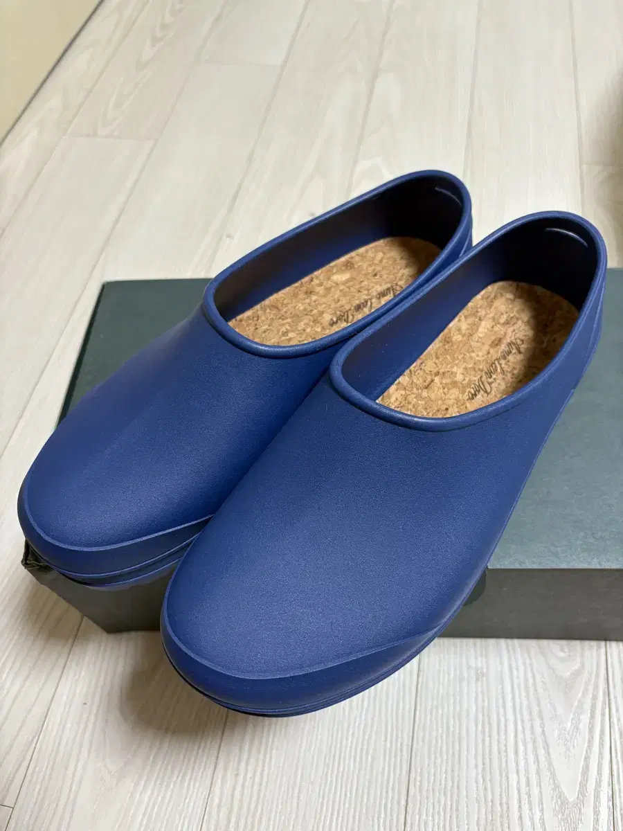 h*8様 アメリカ限定】AimeLeonDore Mulberry Throwi h*8様 アメリカ限定】AimeLeonDore Mulberry Throwi Mulberry